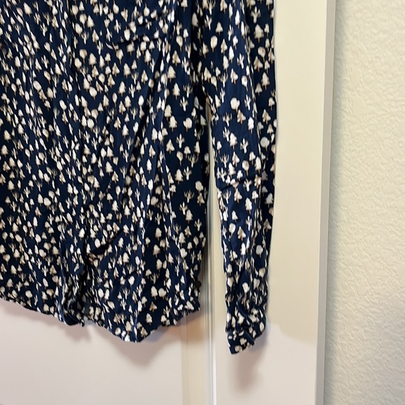 Eddie Bauer Women’s blouse, size tall medium. - Picture 4 of 6